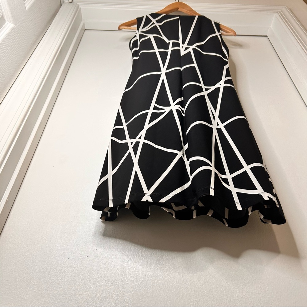 Tommy Hilfiger “Cats Cradle” Jersey Shift Dress - Size 2 - Picture 6 of 9